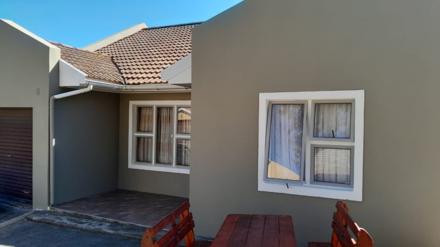 3 Bedroom Property for Sale in Haven Hills Eastern Cape